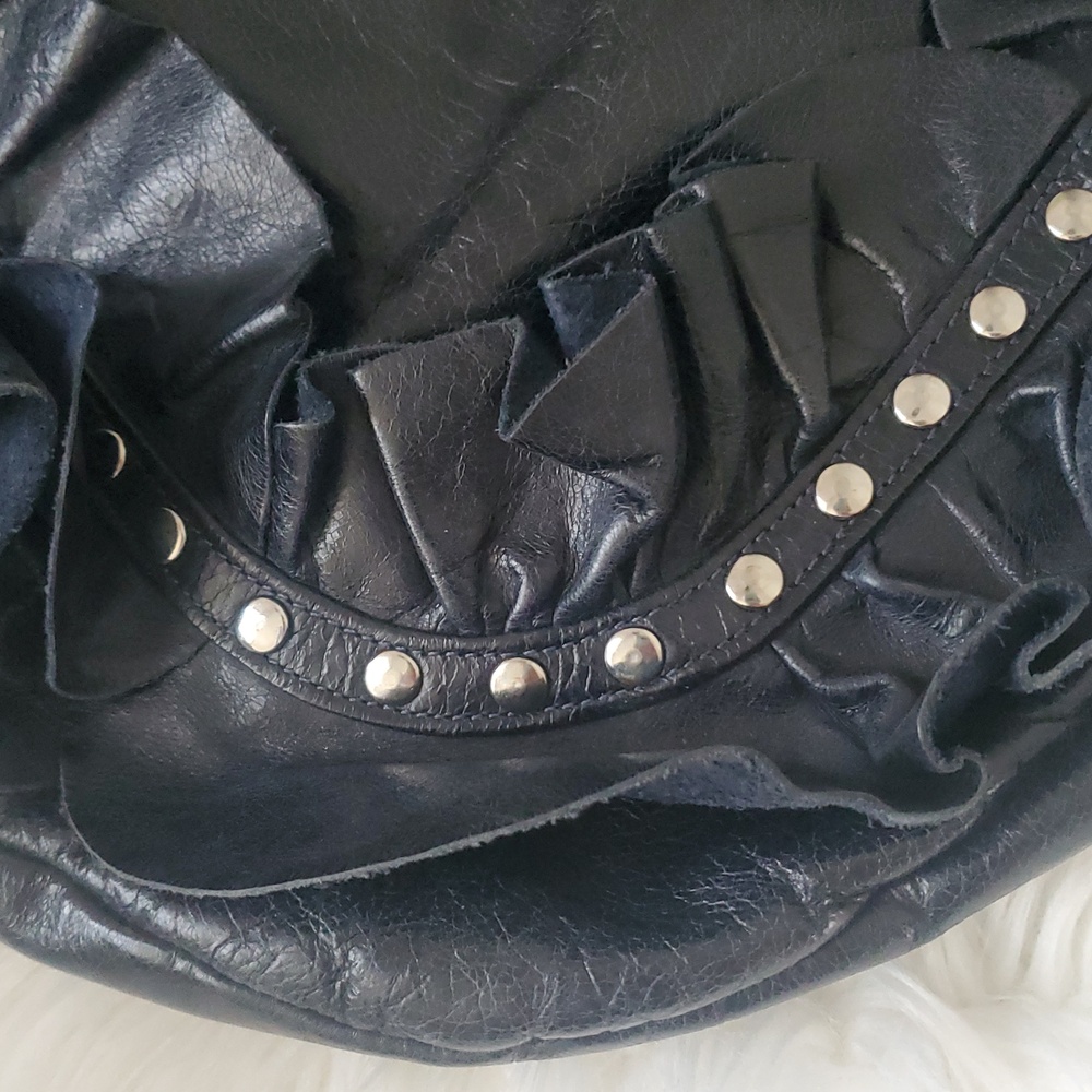 Vintage Susan Farber Black Real Leather Studded Ruffle Hobo Shoulder Bag - Picture 4 of 11